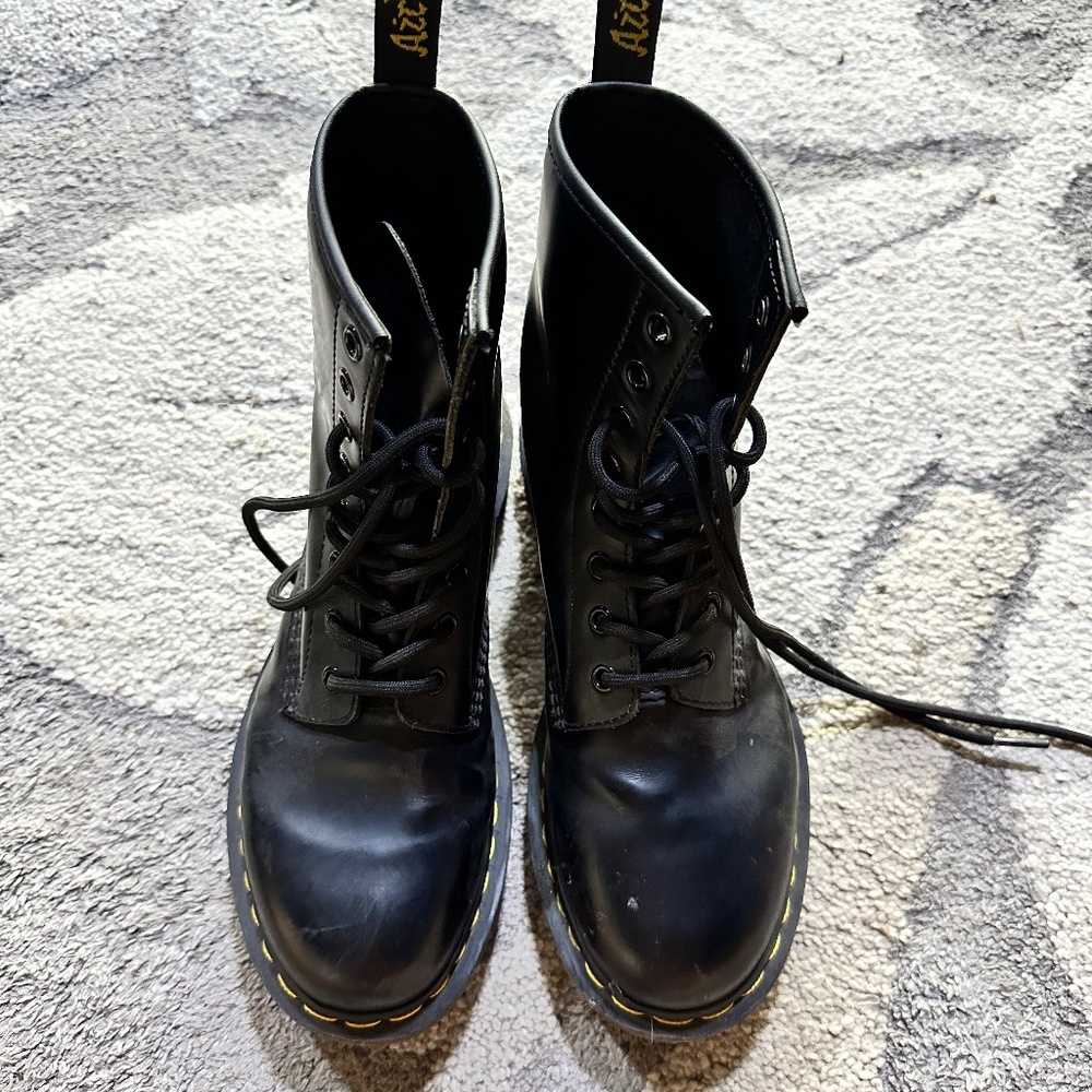 Dr marten Boots